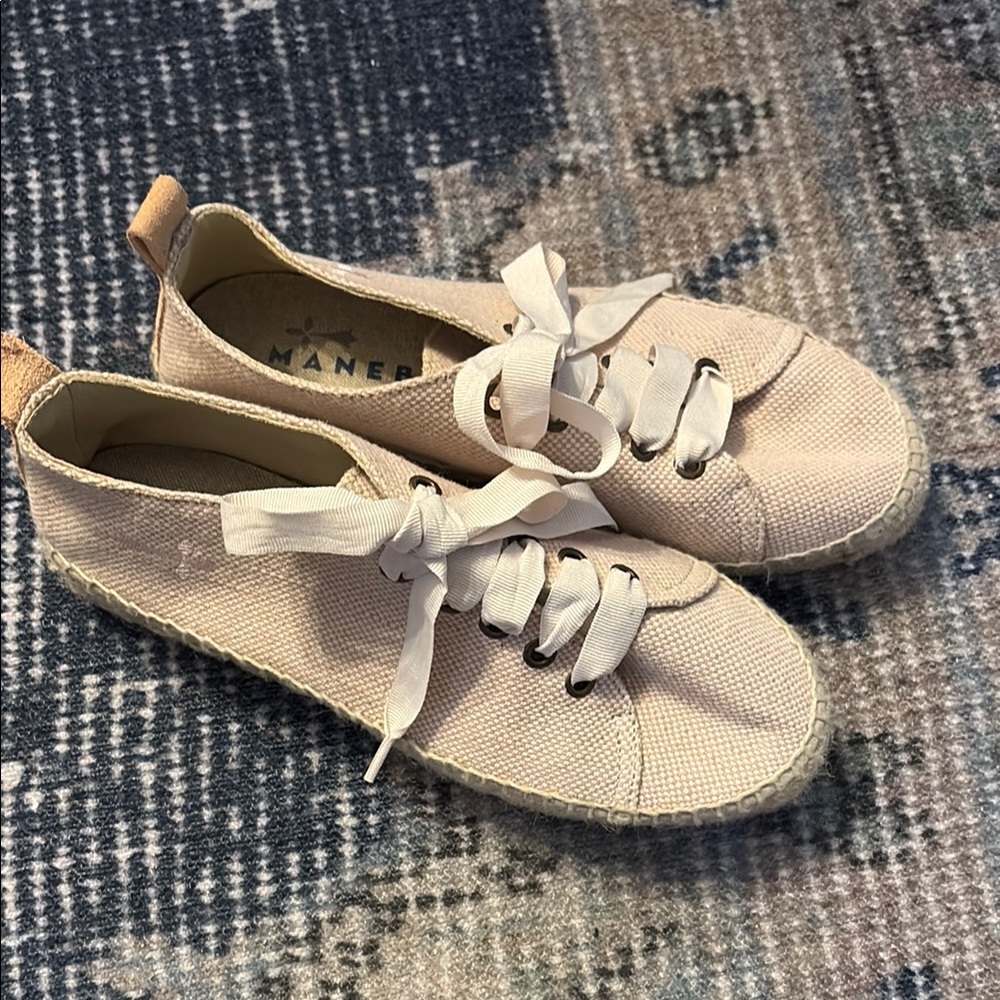 Manebi Espadrilles